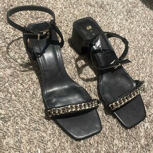 H&M black sandals with silver chain, size EUR40, EUC